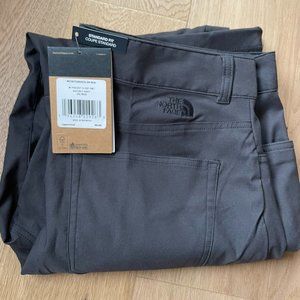 NWT Men's The North Face Pants